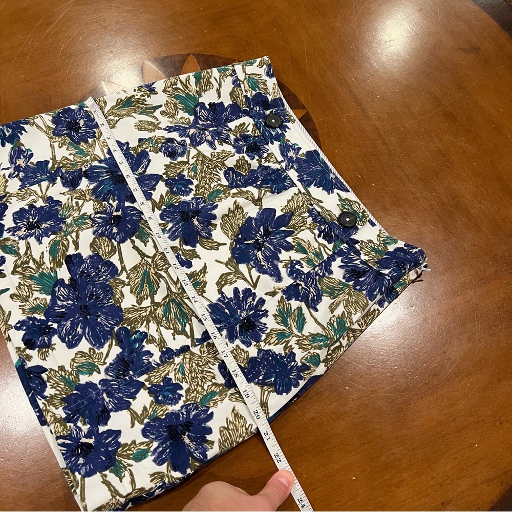 Brooks Brothers Red Fleece Straight Fit Floral Mini Skirt 10 Button Detail Blue - Picture 14 of 16